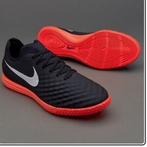 Used Nike Magistax